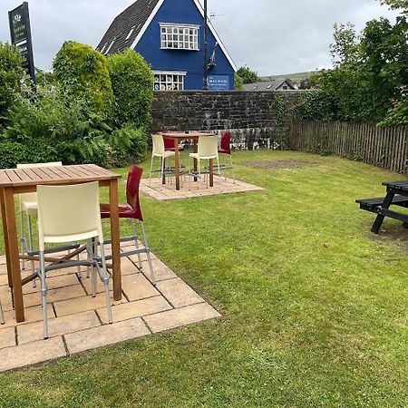 Ynyscedwyn Arms Hotel Ystradgynlais Ngoại thất bức ảnh